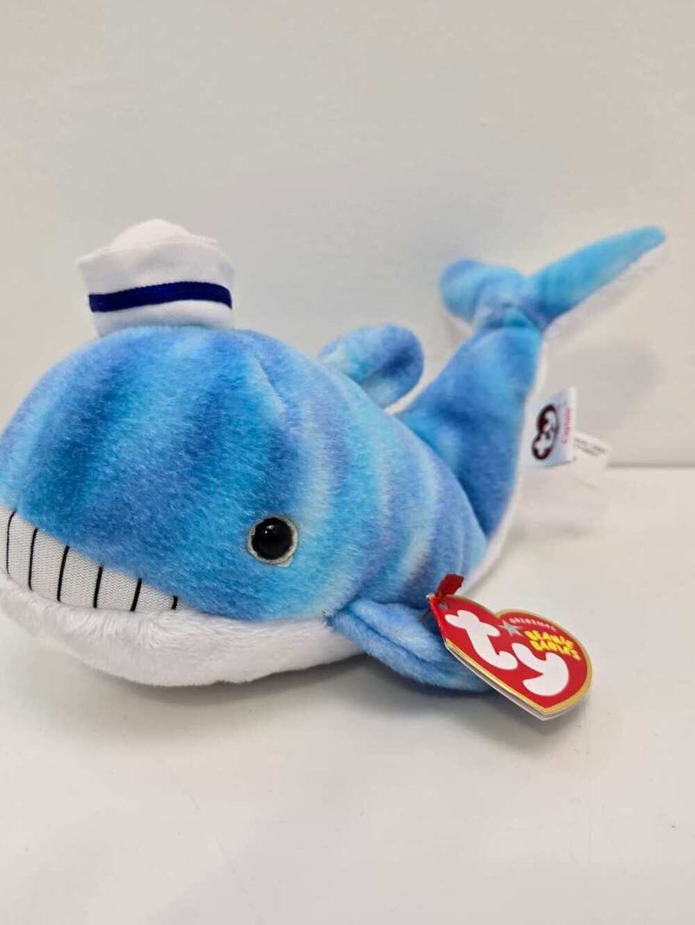 Ty Beanie Baby “Captain” the Blue Whale (7 inch)